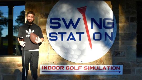 A Swing and a Mission: Entrepreneur opens San Marcos’ first virtual golf simulator
