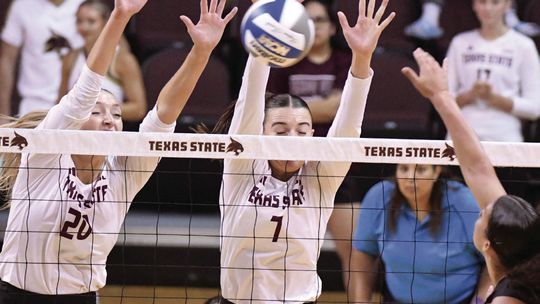 Bobcat volleyball suffers first conference loss