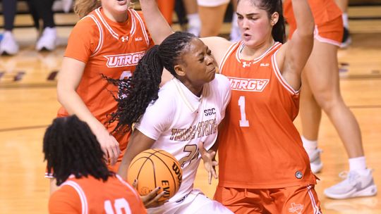 Bobcats lose fourth straight against UTRGV