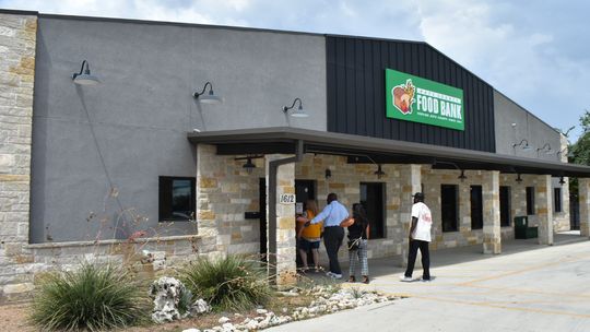FOOD BANK’S BIG OPENING, Hays County Food Bank expands into bigger location with market-style pantry