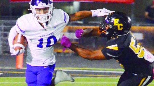 Rattlers battle East Central in district rivalry showdown