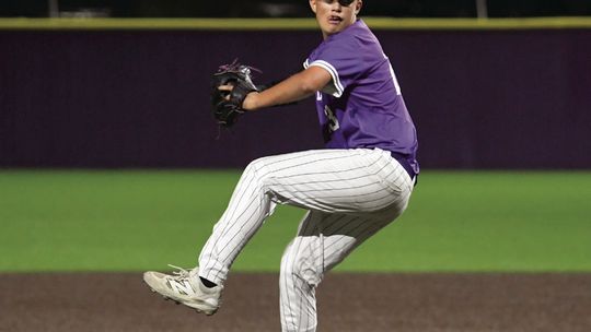 Rattlers battle Medina Valley in Bi-District