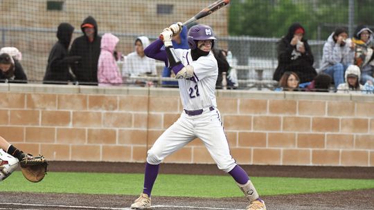 Rattlers season ends against Medina Valley in thrilling series