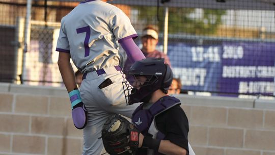 Rattlers take down Austin High in road win