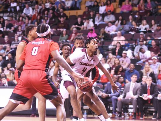 Adams' 11 helps Bobcats run past Ragin' Cajuns