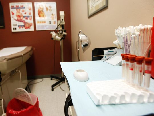 Bills restricting abortion, including one that bans procedure as early as six weeks, gets Texas Senate OK