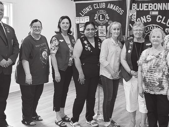 Bluebonnet Lions Club holds annual awards, officer installation banquet