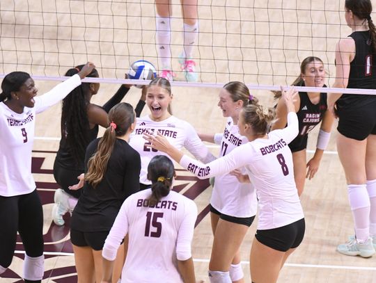 Bobcats bounce back to sweep Cajuns