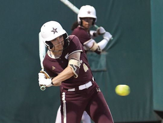 Bobcats claim series opener against App State