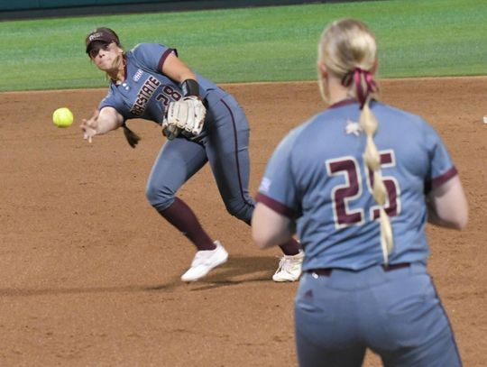 Bobcats complete sweep of Texas State Classic