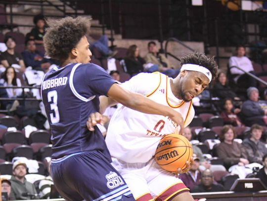 Bobcats dominate Old Dominion on SWT Throwback Night