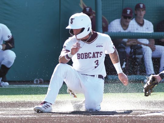 Bobcats drop road game to No. 2 Texas
