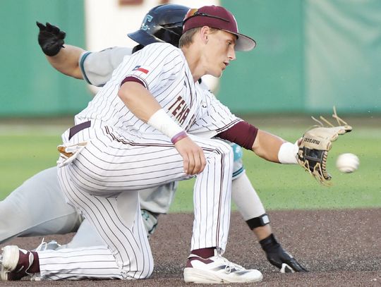 Bobcats drop series opener to James Madison
