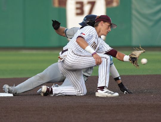 Bobcats fall at home to No.1 Texas in chaotic offensive slugfest