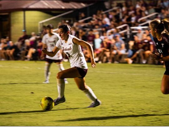 Bobcats fall in season finale against James Madison amid controversial call