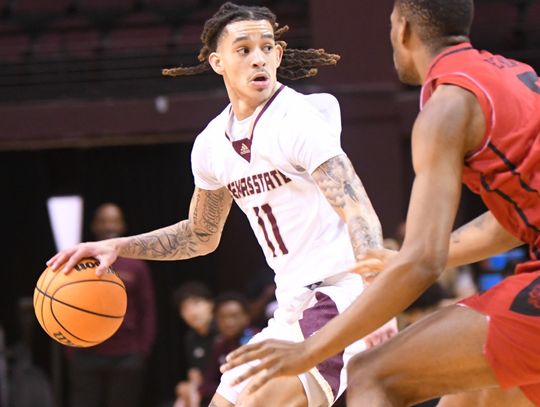 Bobcats fend off Cajun comeback in win