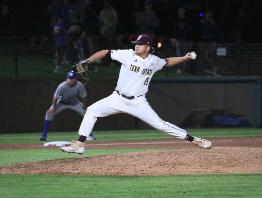 Bobcats heat up to stifle UC Santa Barbara, 7-3