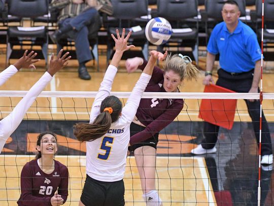 Bobcats subdued by Gauchos in NCAA first round