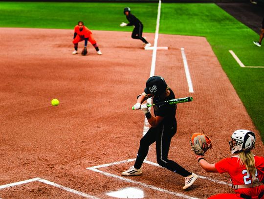 Bobcats sweep Roadrunners with 3-0 win