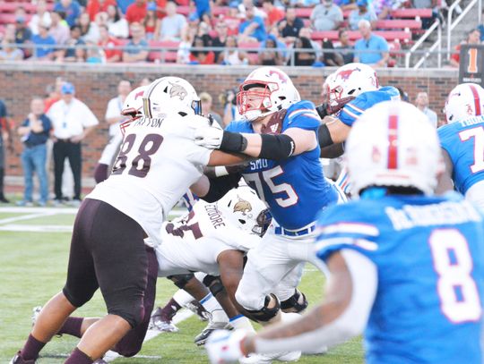 Bobcats trampled by Mustangs, 47-17