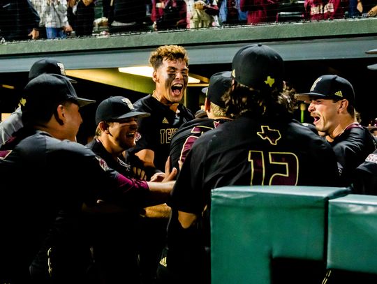 Bobcats uproot No. 2 Stanford, 5-2, move on to regional final