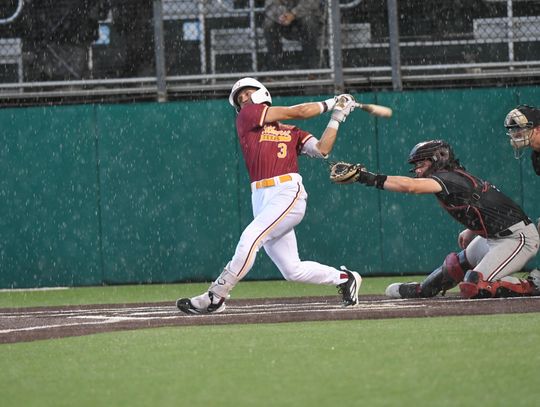Bobcats weather storm, beating Troy on Park's walk-off home run