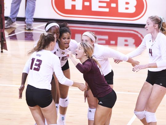 Brooke Johnson breaking out at libero for Bobcats