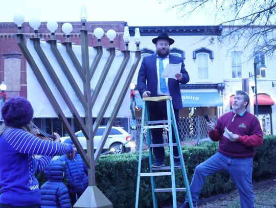 Chabad of San Marcos celebrates Hanukkah with menorah-lighting ceremony