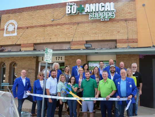 Chamber of Commerce holds ribbon cutting for The Botanical Shoppe