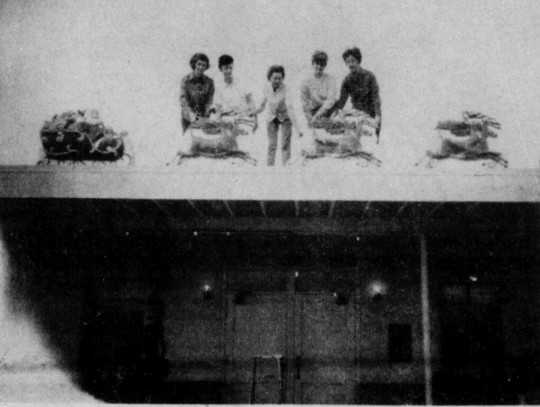 Christmas weaves through history of Wimberley