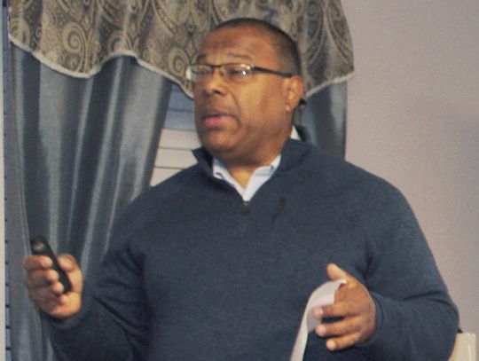 City and county host Capes Pond Park meeting