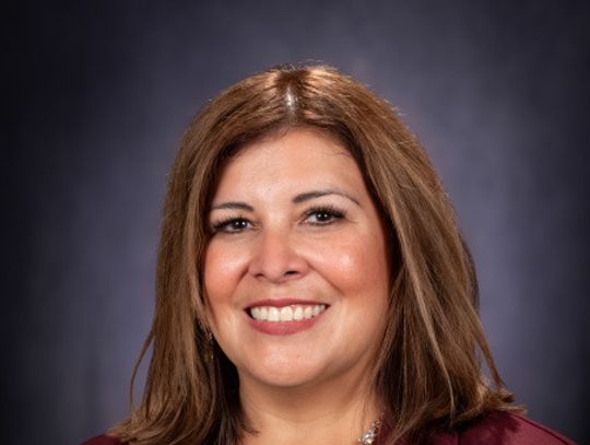 City Manager Reyes receives mentoring award