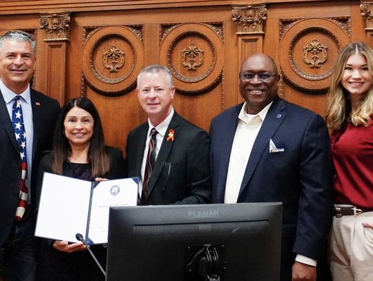 Commissioner Ingalsbe honored with TxDOT Road Hand award