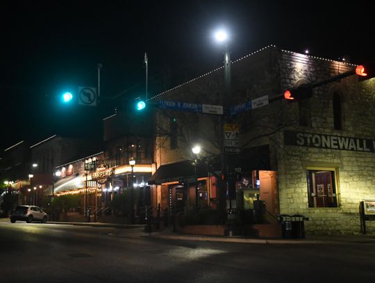 County judge to allow Hays County bars to reopen 