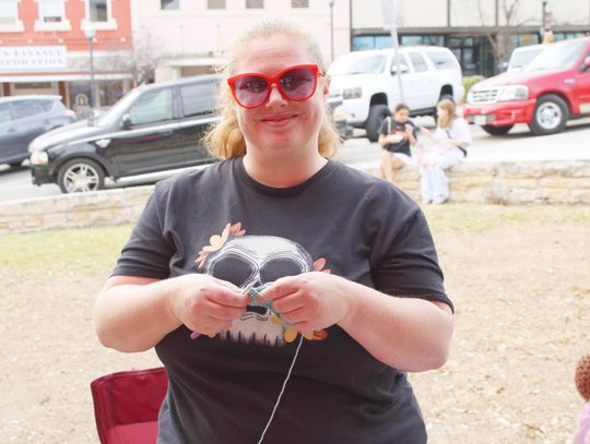 Courthouse Caldo camaraderie