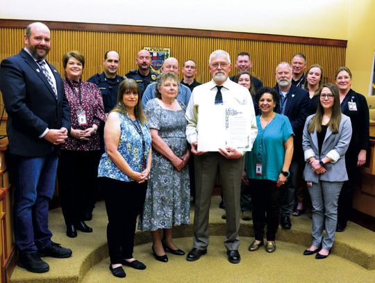 Cpl. Donald Lee retires with city honors for service