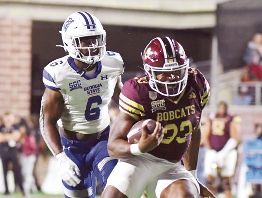 Critical mistakes cost Texas State in stunning loss to Georgia State