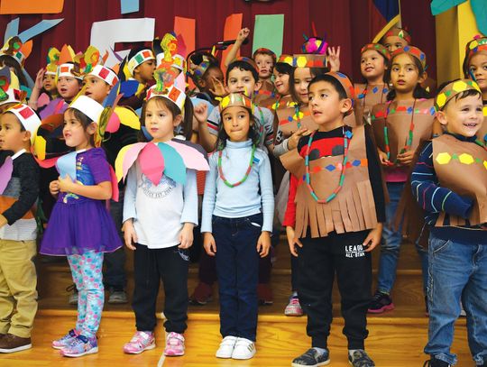 Daughters of American Revolution take part in National Day of Service