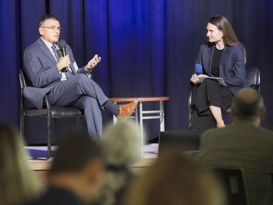 Edwards Aquifer Authority hosts stakeholder lunch