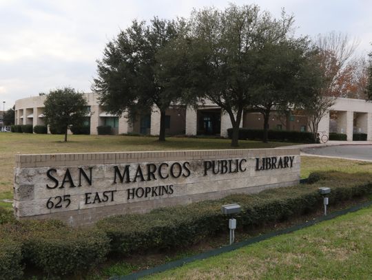 Free language classes signing up at library