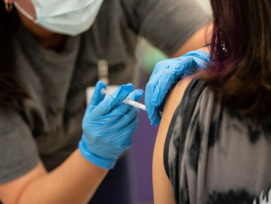 Full FDA approval of Pfizer vaccine opens door for vaccine mandates in Texas