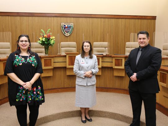 Garza, Scott sworn in; Council votes in favor of expanded voting access for upcoming runoff