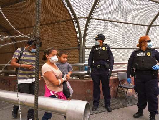 Gov. Greg Abbott says Texas will target human traffickers in response to "humanitarian crisis" at the border