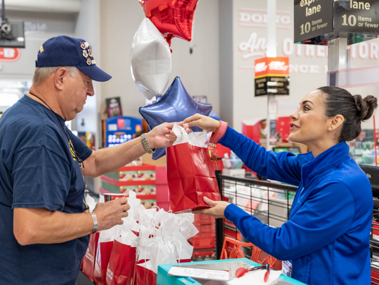 H-E-B offers free gift bags for veterans