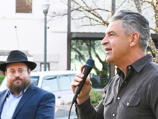 Hanukkah menorah lighting at courthouse planned for Dec. 17