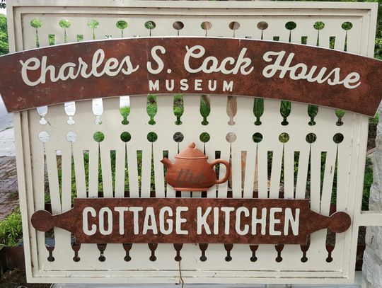 Heritage Association Board serves  Cottage Kitchen Luncheon