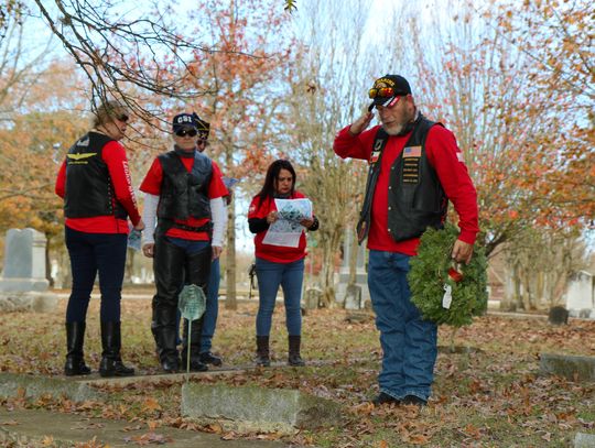 HONORING HEROES: Wreaths laid at city cemetery in remembrance of fallen veterans