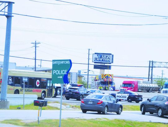 I-35 shutdown: Interstate stopped after truck runs into telecommunications line