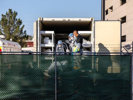 Incarcerated Texans enlisted to work in county morgue as COVID-19 deaths overwhelm El Paso