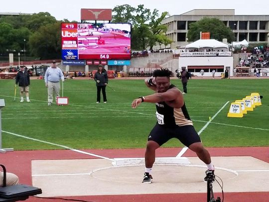 Johnson stays consistent at Texas Relays